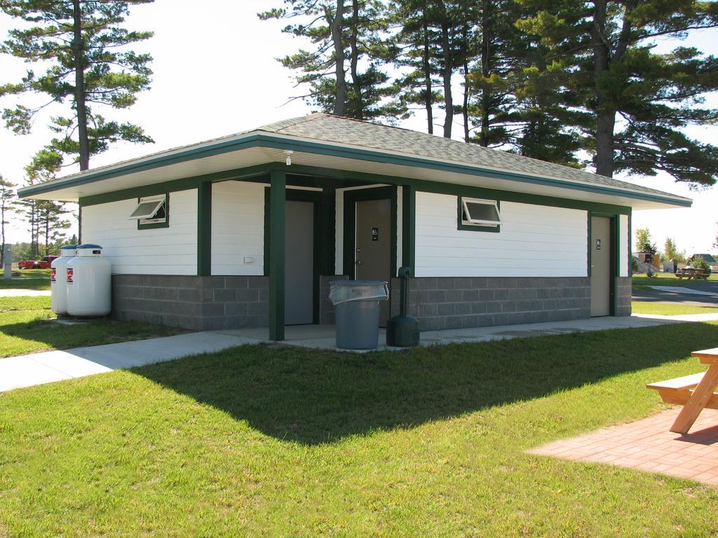Swan Bay Resort - 1000 Islands Premier Rv Park & Marina Alexandria Bay Exterior photo